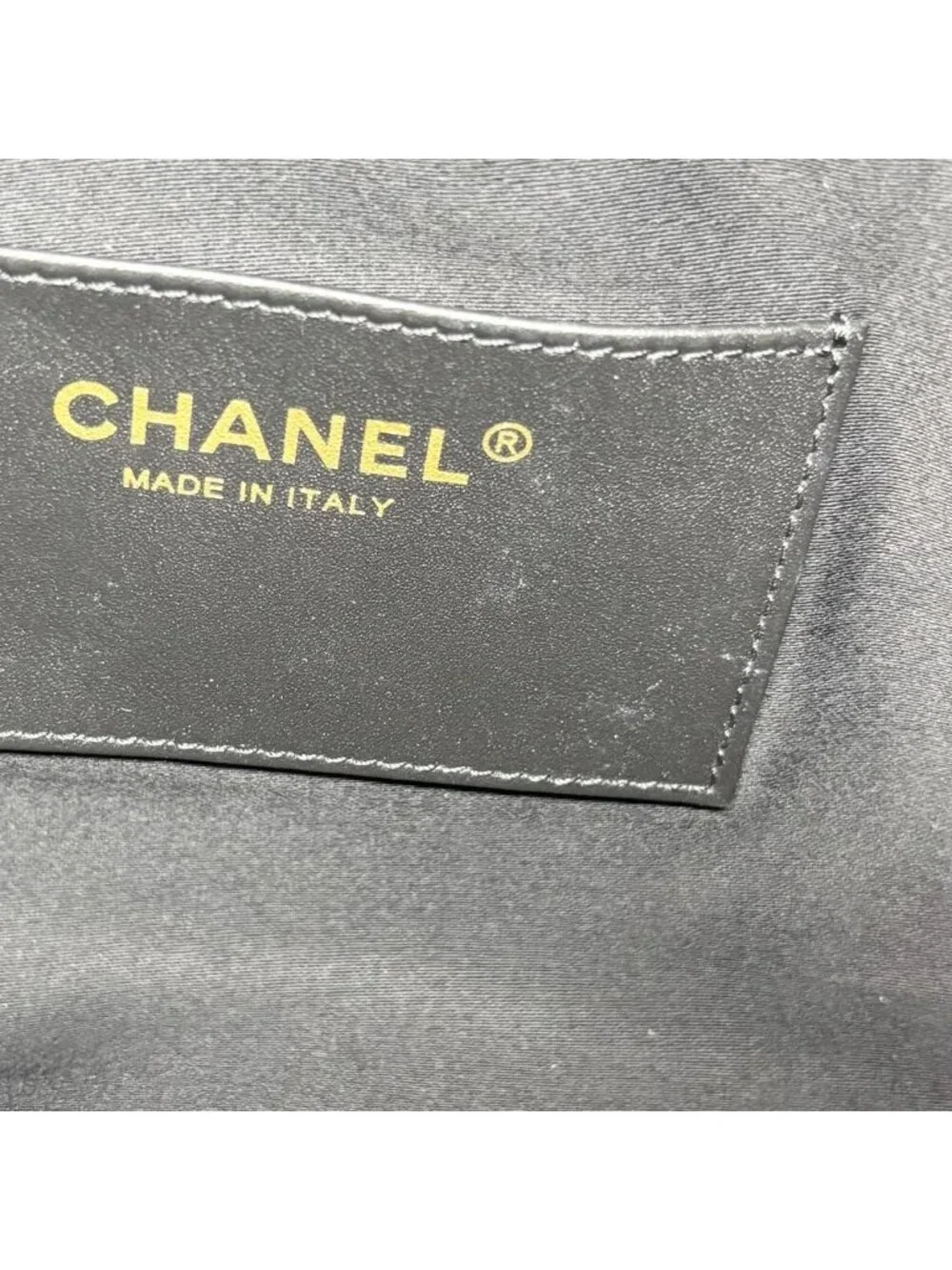 Chanel Shoulder Bag 25 Small Handle Chain CC Logo Caviar Leather Black Gold